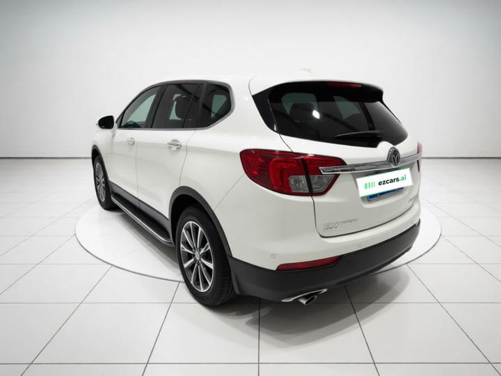 Envision 2017 20T RWD Leading photo 4