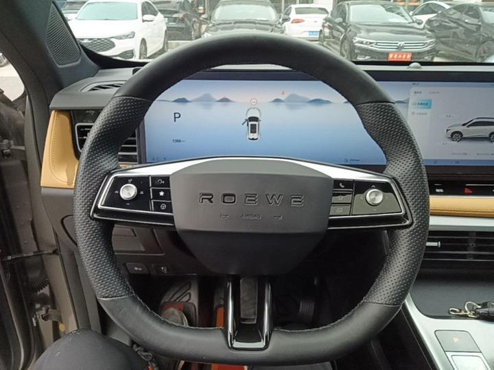 RX5 2023 1.5T Luxury photo 3