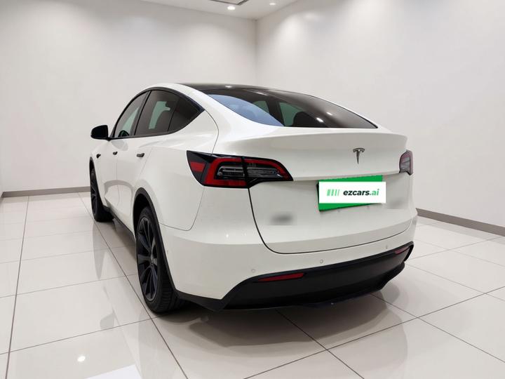 Model Y 2021 Long Range AWD 3D7 photo 4