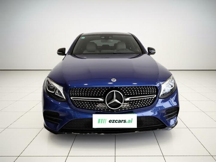 GLC Coupe 2018 GLC 260 4MATIC Coupe SUV photo 2