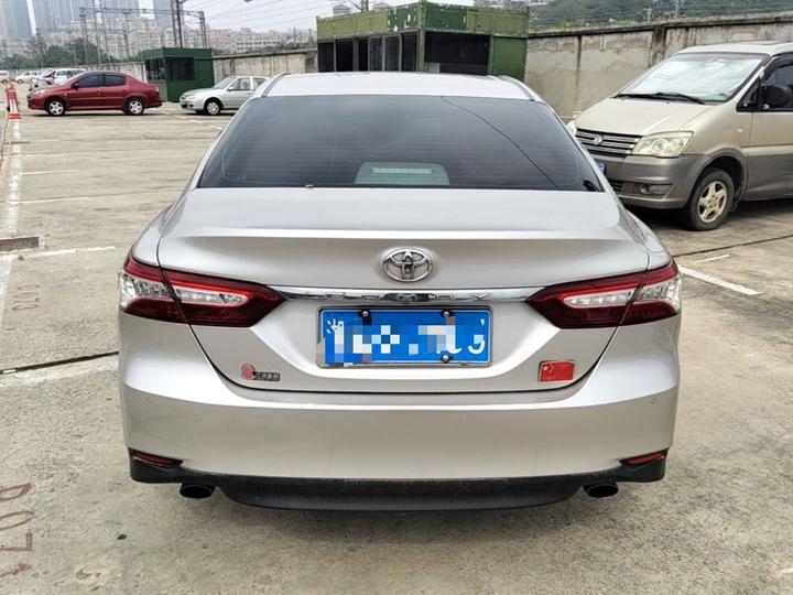 Camry 2018 2.0G Luxury photo 5