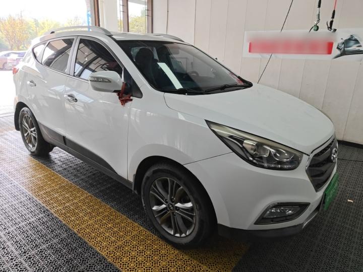 ix35 2015 2.0L AT RWD Smart IV photo 3