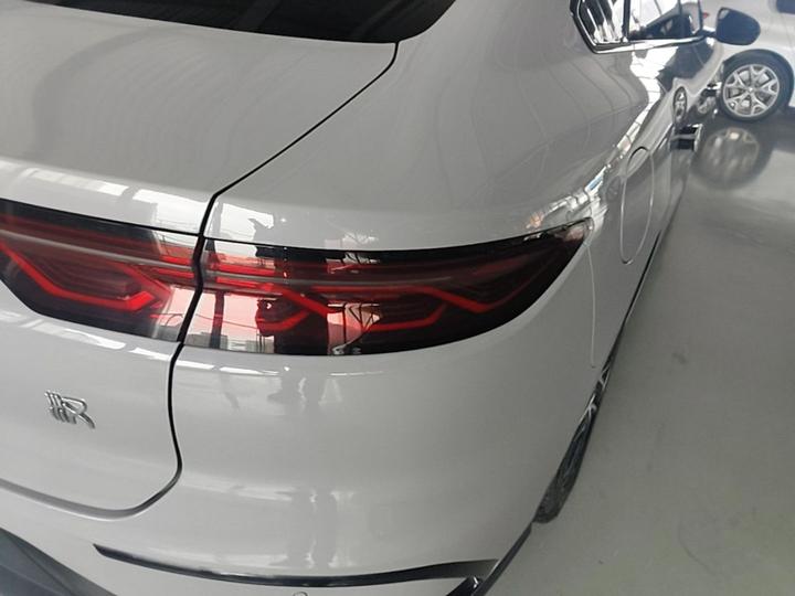 Han 2025 EV 605KM Premium photo 7