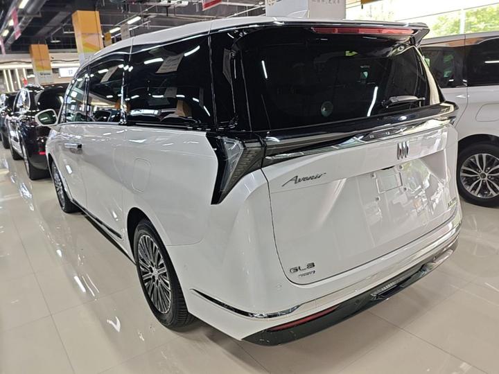 GL8 EV 2024 6-Seater photo 4
