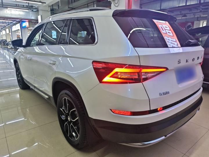 Kodiaq 2020 TSI330 5-Seater RWD Luxury Preferred photo 4