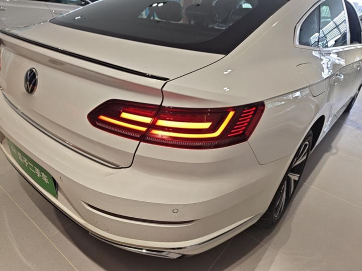 FAW-Volkswagen CC 2026 3000 330TSI photo 7