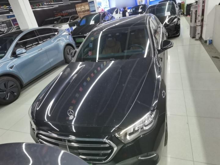 E-Class 2025 E 300 L Luxury photo 2
