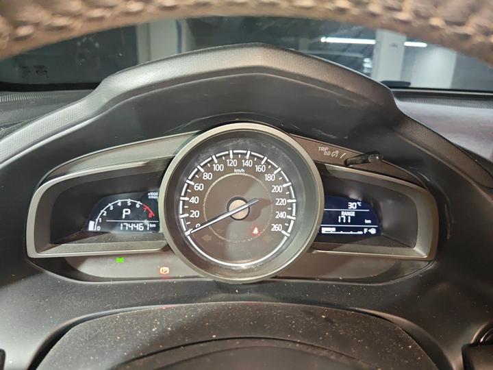 CX-4 2018 2.0L AT RWD Explorer China V photo 8