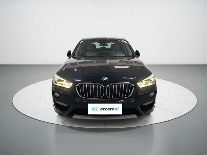 X1 2018 sDrive20Li Leading photo 2