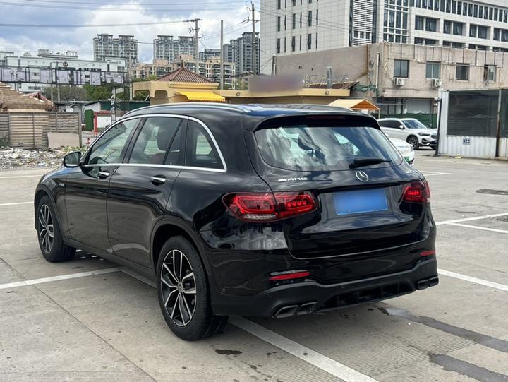 GLC 2020 Facelift GLC 260 L 4MATIC Luxury photo 3