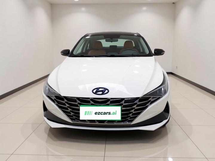 Elantra 2022 1.5L CVT LUX Premium photo 2
