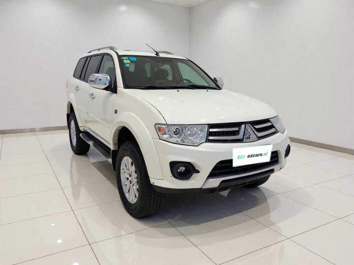 Pajero 2013 3.0L AT AWD Flagship photo 3