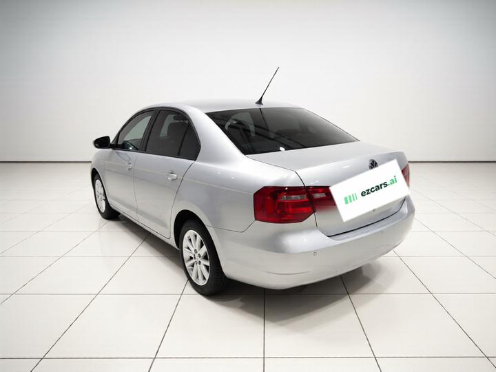 2015 1.6L MT Comfort photo 4