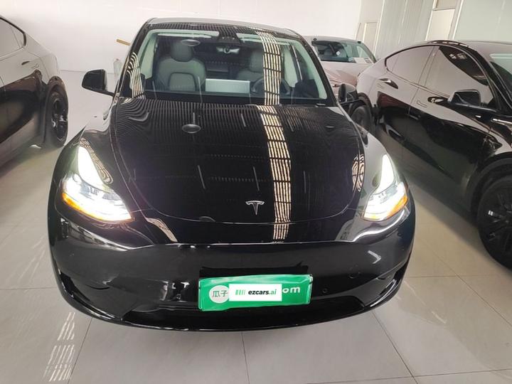 Model Y 2022 Facelift RWD photo 2
