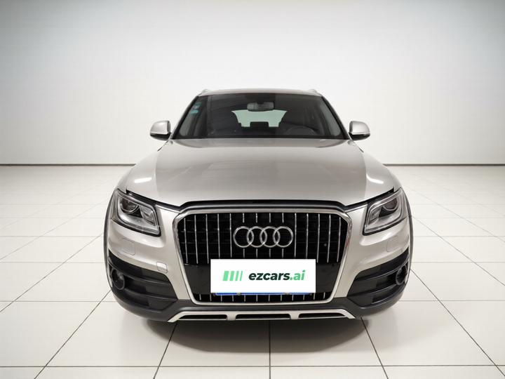 Q5 2017 Plus 40 TFSI Tech photo 2