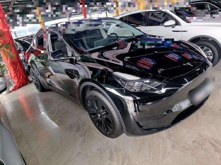 Model Y 2023 RWD photo 3