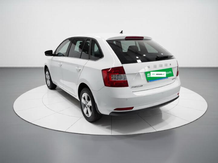Rapid Spaceback 2019 1.5L AT Comfort photo 4