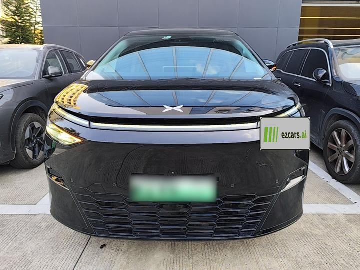 X9 2024 640 AWD Performance Max photo 2