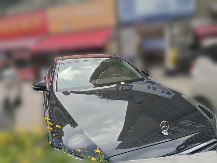 E-Class EV 2023 E 350 e L PHEV photo 3