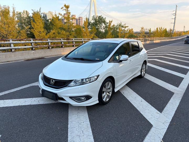 Jade 2016 1.8L AT Comfort Elite 5-Seater
