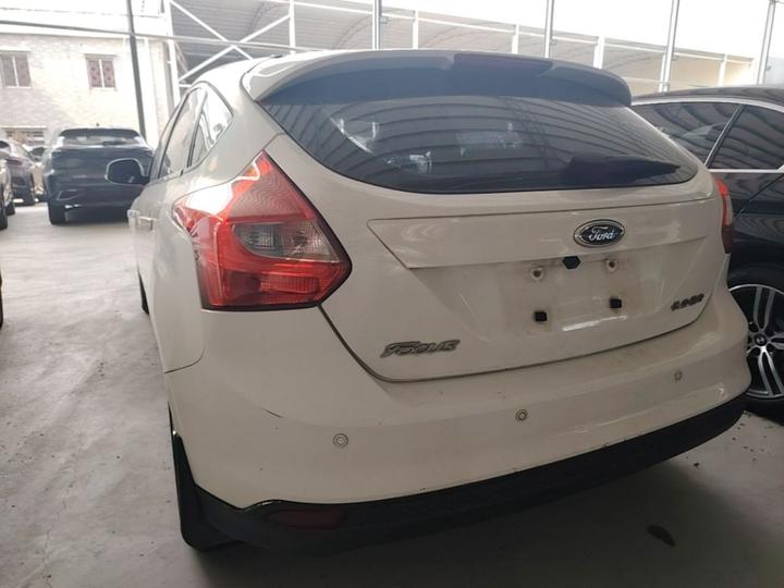 Focus 2012 Hatchback 1.6L AT Comfort photo 4