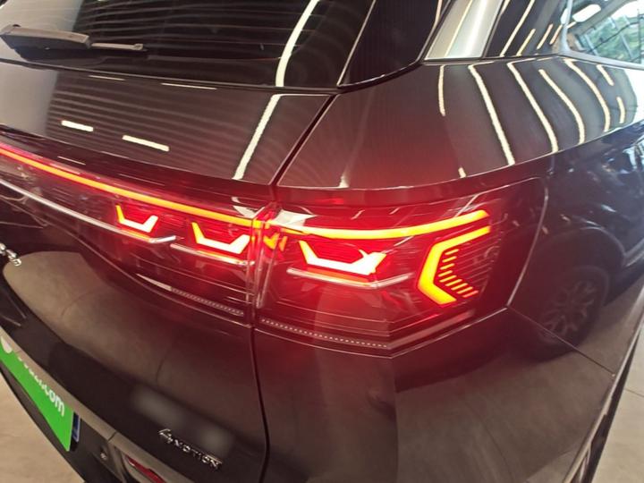 2024 Facelift 380TSI AWD R-Line photo 7