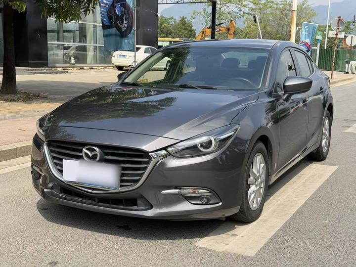 3 Axela 2019 Sedan 1.5L AT Luxury China VI