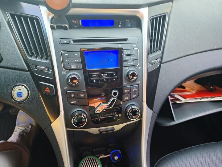Sonata 2013 2.0L AT Luxury photo 5
