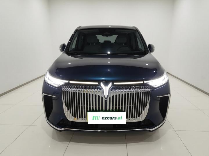 Voyah Dreamer 2025 PHEV AWD Flagship photo 2
