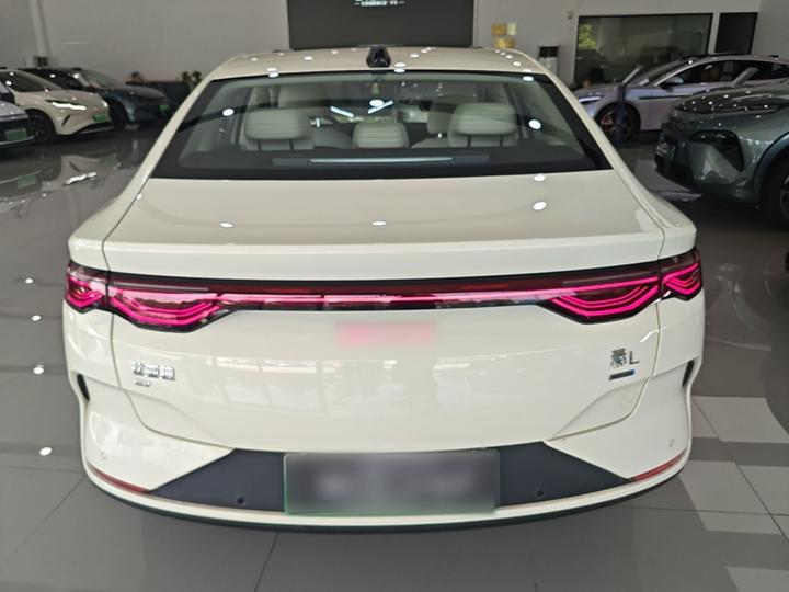 Qin L 2025 EV 545KM photo 3