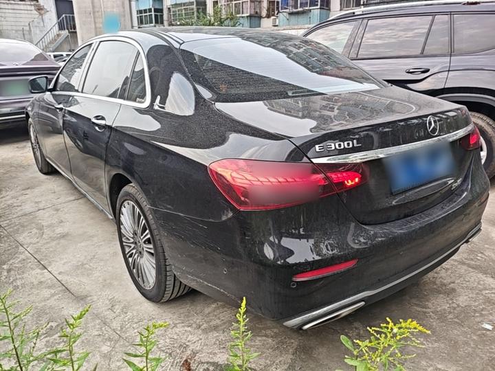 E-Class 2022 Facelift E 300 L Fashion photo 4