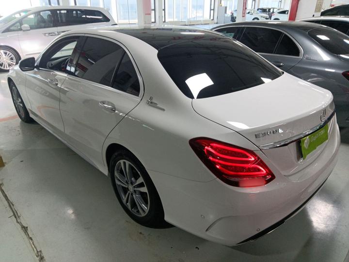 C-Class 2017 Facelift C 200 L Sport photo 4