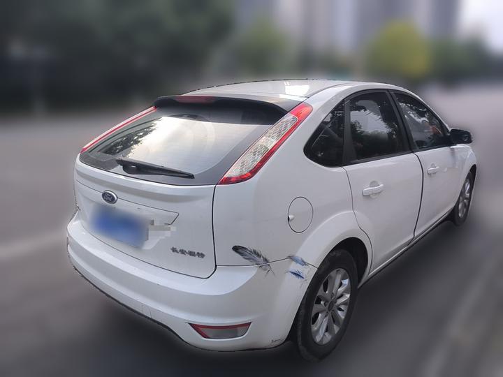 Focus 2013 Hatchback Classic 1.8L AT photo 6