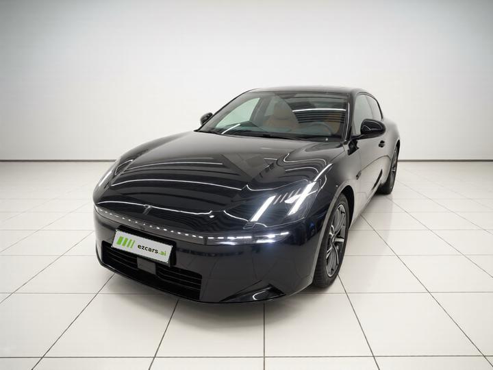 10 EM-P 2025 120 AWD Ultra
