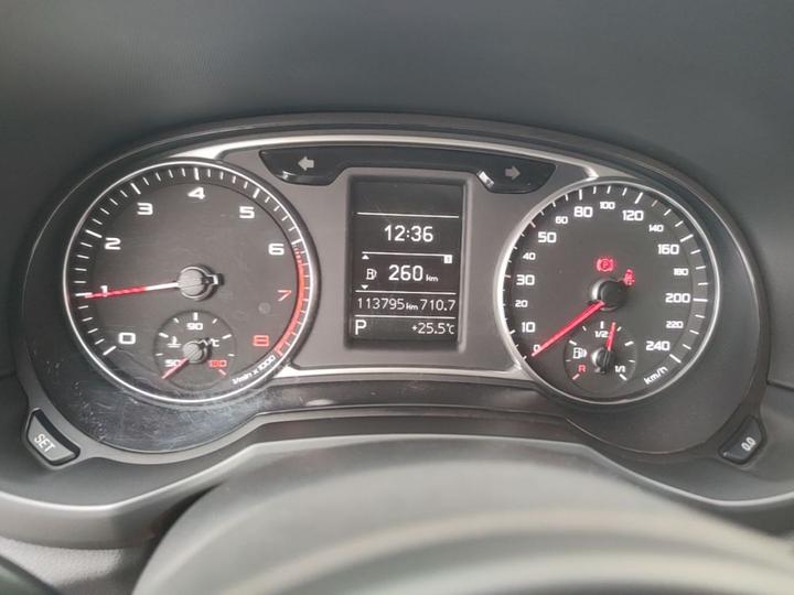 A1 2014 30 TFSI Sportback Tech photo 8