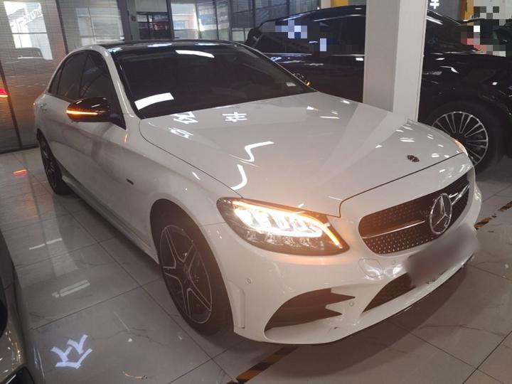 C-Class 2021 C 260 L Sport Starlight Edition photo 3