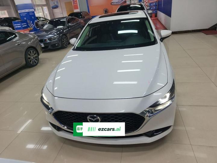 3 Axela 2020 2.0L AT photo 2