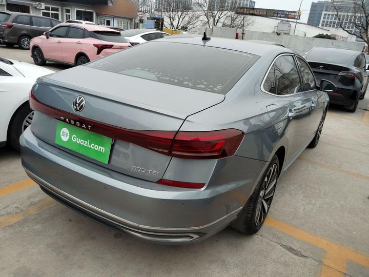 Passat 2022 330TSI Luxury photo 4