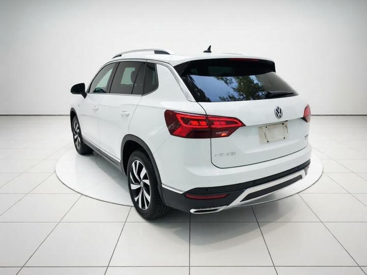 Tayron 2020 330TSI RWD Luxury Connected photo 4