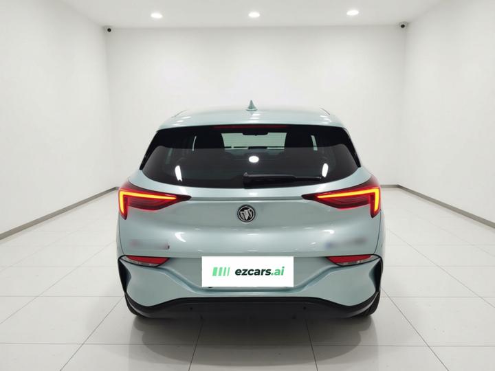 6 2022 PHEV Smart photo 3