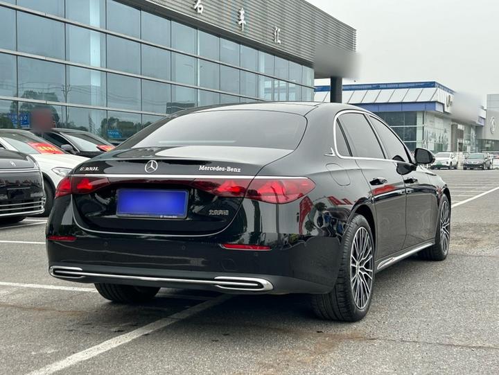 E-Class 2024 E 300 L Luxury photo 5