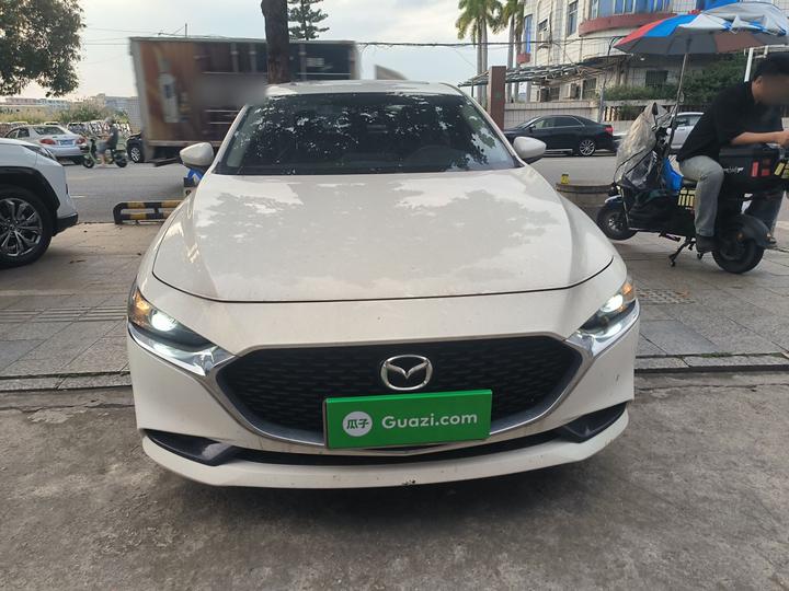 3 Axela 2021 2.0L AT photo 2