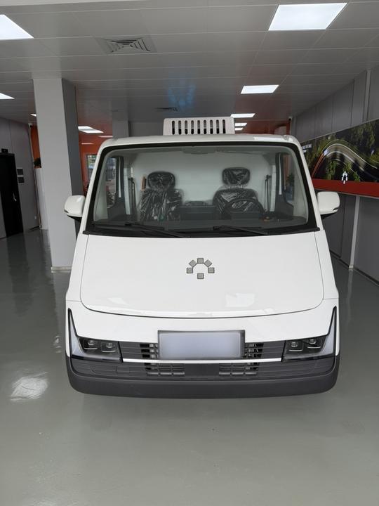 2025 PLUS + High Roof 60.37KWh photo 2