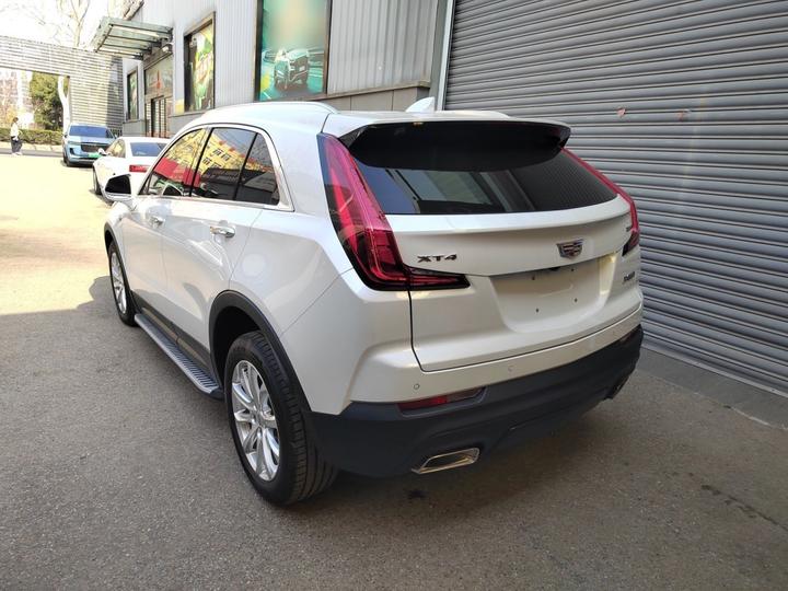 XT4 2021 28T RWD Tech photo 4
