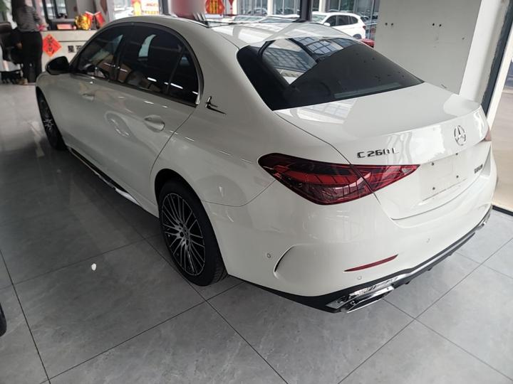 C-Class 2024 C 260 L Sport photo 4