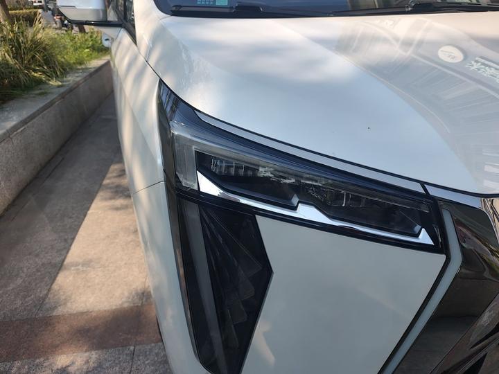 GAC Trumpchi M8 2023 Hybrid photo 7