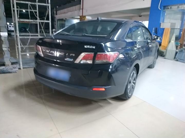 D60 2019 1.6L XL CVT Connected Elite ISS photo 4