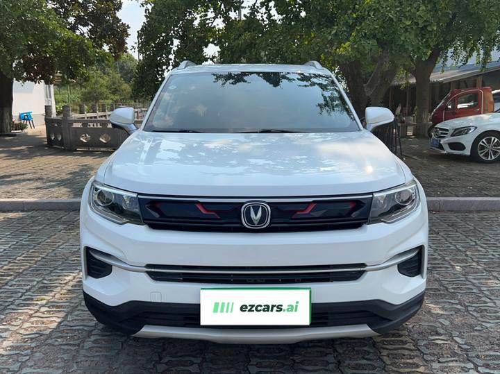 CS35PLUS 2019 1.4T DCT photo 2