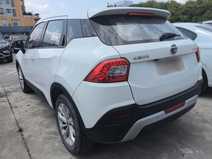 Zhonghua V3 2016 1.5L MT Smart photo 4