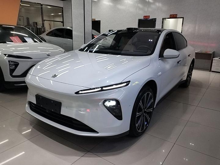 ET7 2024 75kWh Executive